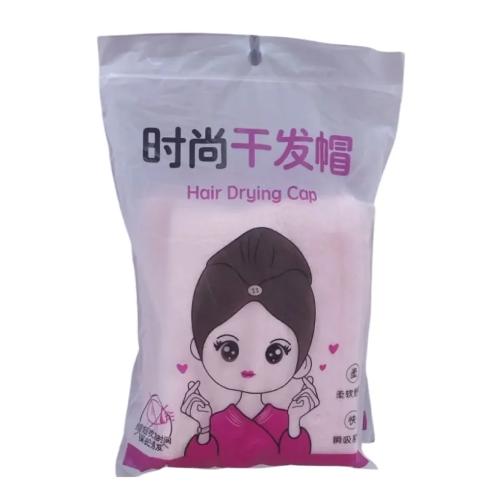 Toalla de cabello absorbente de microfibra en uso